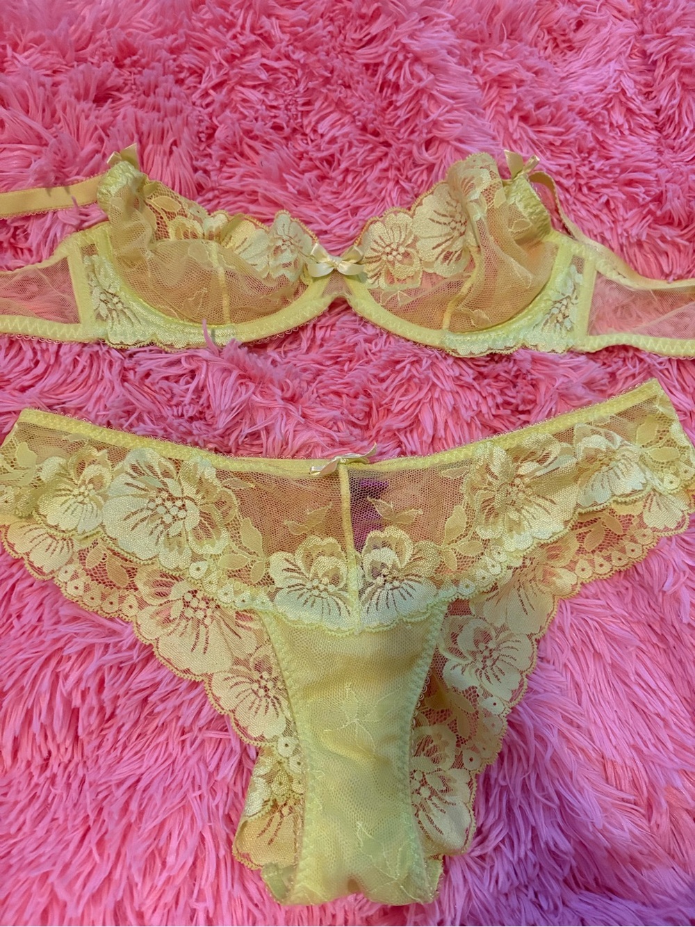Agent Provocateur Neon Yellow 34Bra + L Brief Floral Lace✨Like New!✨Rare!